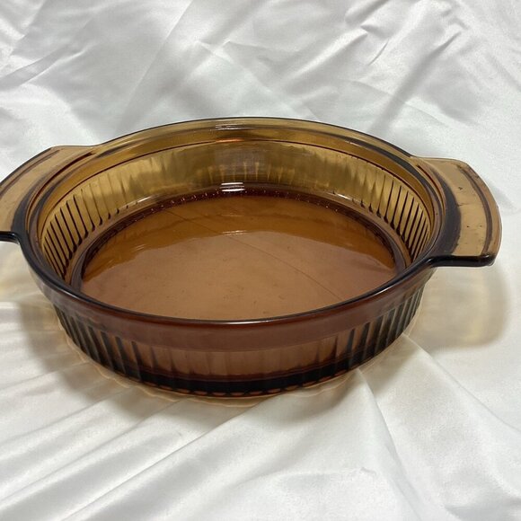 Anchor Hocking 8” round amber baking dish - Picture 1 of 6